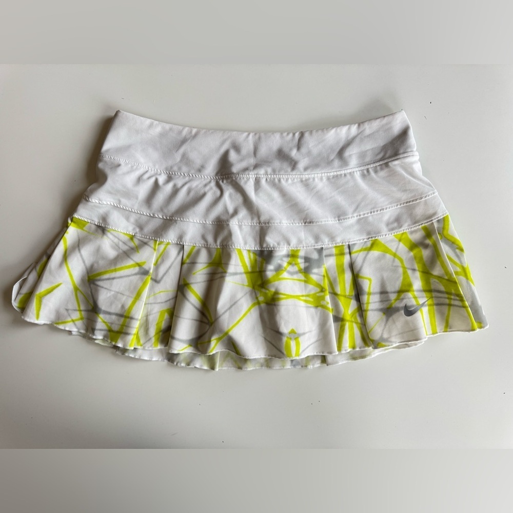 Nike Dri-Fit Pleated Tennis Skirt Yellow & White Running Skort Women’s Size M